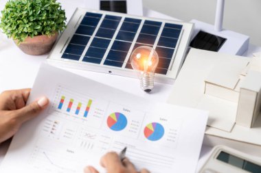 Rüzgar enerjisinden elektrik üretiliyor.