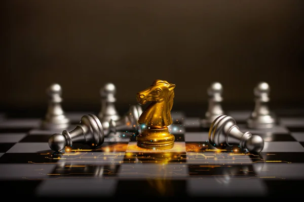 Xadrez Dourado Para Usar Estratégia Negócios Seu Adversário Para Futuras — Fotografia de Stock