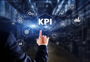 KPI Anahtar Performans Göstergesi Sanal Ekran Üzerine İnternet Teknolojisi Konsepti.