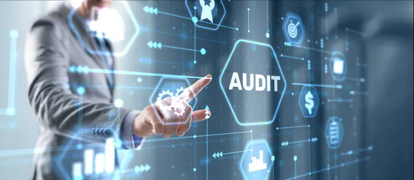 Businessman Clicks Audit Auditor Concept Conformité Des Services Financiers — Photo