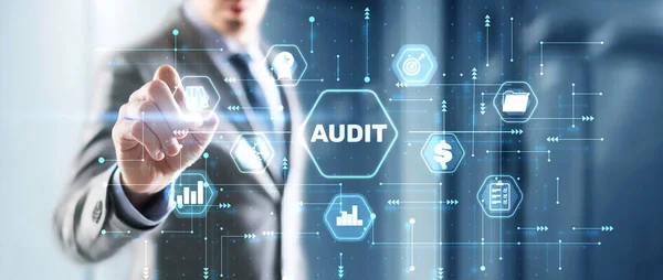 Businessman Clicks Audit Auditor Concept Conformité Des Services Financiers — Photo