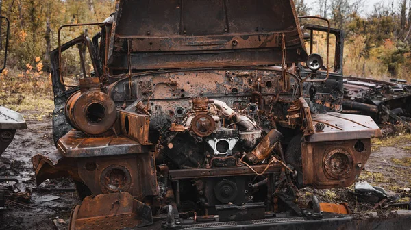 Guerra Ucrania Camión Militar Destruido Vista Frontal Región Izyum Kharkiv —  Fotos de Stock