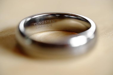 Gerçek aşkı simgeleyen bir yüzük.