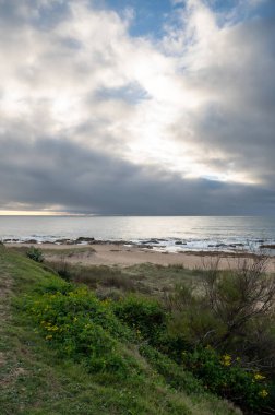 Uruguay 'ın La Pedrera kentindeki Playa del Barco' da gün batımı.