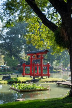 Buenos Aires, Arjantin: 13 Mayıs 2023 'te Arjantin' in başkenti Buenos Aires 'in Japon bahçesinde güneşli bir gün.
