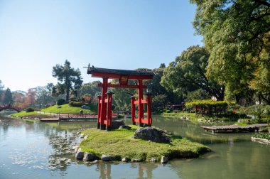 Buenos Aires, Arjantin: 13 Mayıs 2023 'te Arjantin' in başkenti Buenos Aires 'in Japon bahçesinde güneşli bir gün.