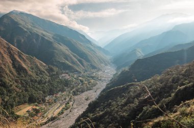 Termas de Reyes, Arjantin Cumhuriyeti 'nin Jujuy eyaletinde Reyes Nehri' ni görebileceğiniz bir yer..
