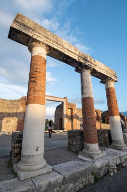 Pompeii, İtalya: 16 Kasım 2023: Antik Pompeii kentinin (UNESCO Dünya Mirası Alanı) detayları Kasım 2023.
