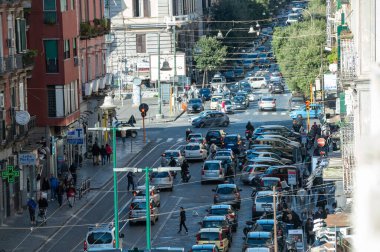 Napoli, İtalya: 18 Kasım 2023: Napoli Piazza Garibaldi 'de Panorama.