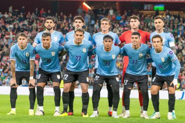 Bilbao, İspanya: 23 Mart 2024: Euskadi ile Uruguay arasında 23 Mart 2024 tarihinde İspanya 'nın Bilbao kentinde oynanan Uluslararası Dostluk maçı sırasında Uruguay Oyuncuları Forumu.