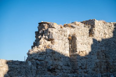 13. yüzyılda Castrojeriz belediyesinde inşa edilen ortaçağ Castrojeriz şatosunun panoraması, Ekim 2024 'te Burgos' ta inşa edilmiştir.