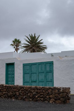 İspanya 'nın Lanzarote adasındaki Teguise şehrinin tarihi kapısı..