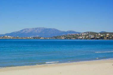 Sahilden deniz manzarası