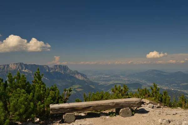 Una Panchina Legno Con Una Splendida Vista Sulla Valle Berchtesgaden — Foto Stock
