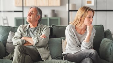 Baba kız kavgası, kuşak farkı kavramı.