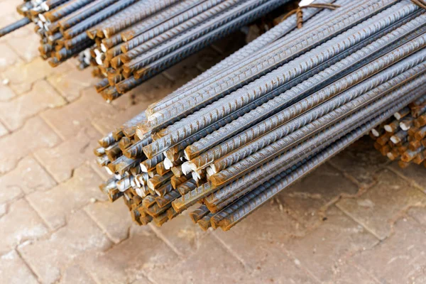 Çelik Endüstrisi Malzemesi Nşaat Temel Inşaatı Için Çelik Parmaklıklar Yüksek — Stok fotoğraf