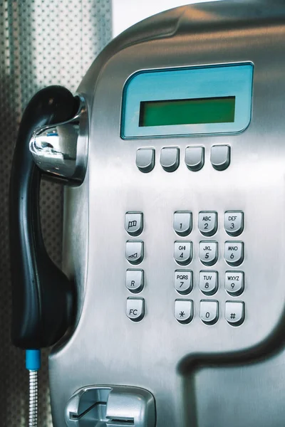 Duvardaki Ankesörlü Telefon Ankesörlü Telefon Halka Açık Bir Yerde Yüksek — Stok fotoğraf