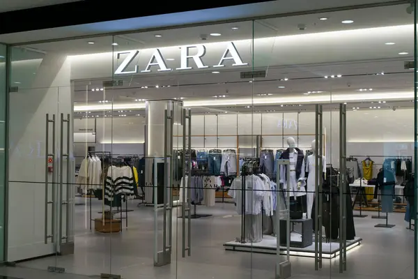 Warszawa Polen Mars 2024 Zara Butikkutsalg Merkevare Zara Selskap Illustrasjon – stockfoto