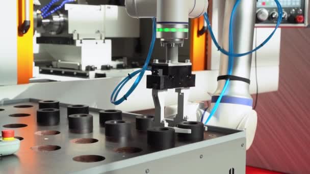 Automatiserad Handfräsmaskin För Metall Modern Teknisk Fabriksproduktion Delar Modern Maskin — Stockvideo