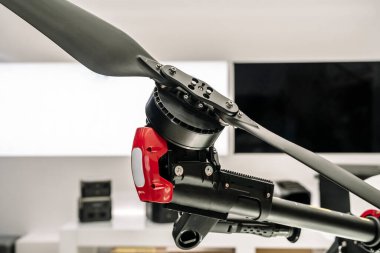 İnsansız hava aracı teknolojileri. Video ve Fotoğraf için Modern Drone 'un parçaları. Yüksek kalite fotoğraf