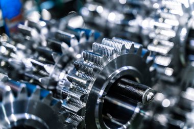 Vites kutusu üretimi. Metal dişli parçası. Yüksek kalite fotoğraf