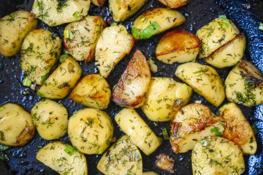 Kızarmış patates arka planı. Köy usulü kızarmış patates. Yüksek kalite fotoğraf