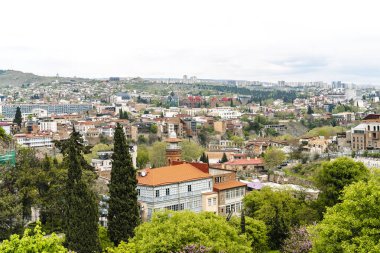 Yukarıdan Tiflis panoraması. Tiflis şehri, Georgia. Yüksek kalite fotoğraf