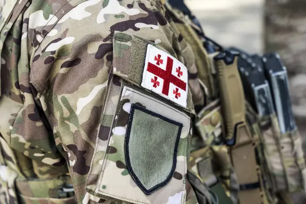 Ulusal Bayrak Bantlı Gürcistan Özel Kuvvetleri Askeri. Yüksek kalite fotoğraf