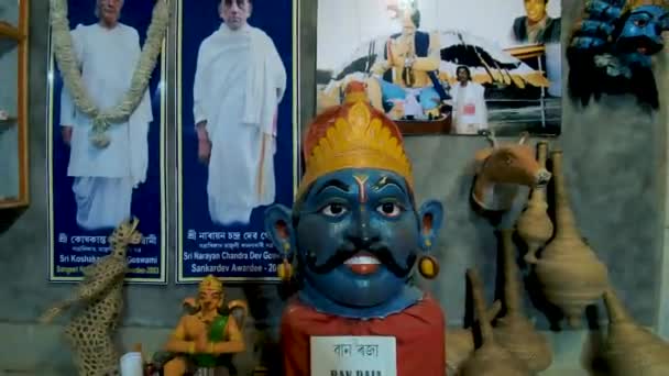 Beelden Van Het Standbeeld Van Ban Raja Lords Mei — Stockvideo