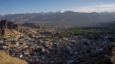 Leh Şehir Gününden Gece Zamanlamasına