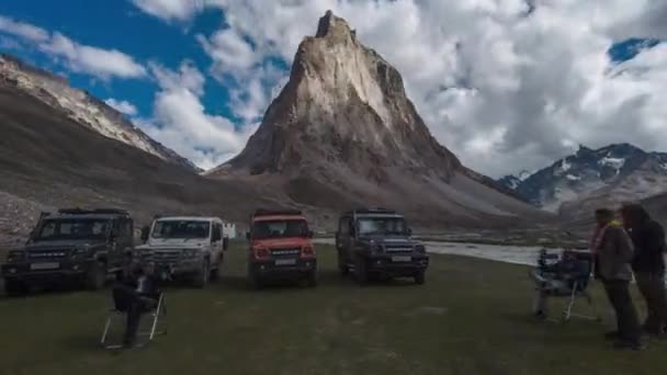 Suv Coche Camping Bajo Gonbo Rangjon Zanskar Ladakh — Vídeo de stock