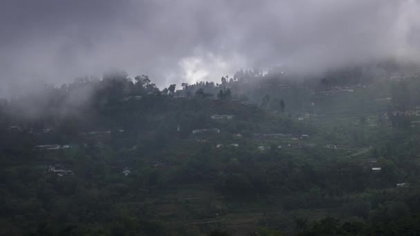 Zeitraffer Des Nebels Über Naga Dorf Den Bergen — Stockvideo