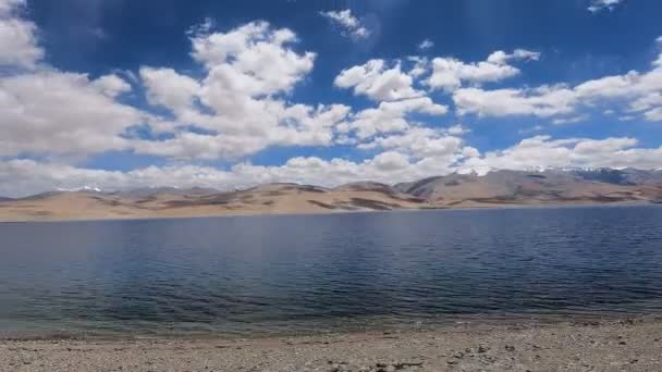 Ladakh Taki Moriri Gölü Üzerinde Hareket Eden Bulutların Zamanı — Stok video