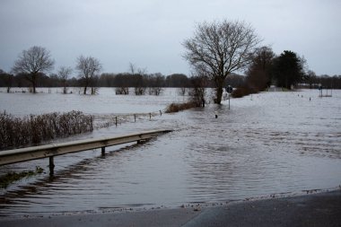 Niederlangen 'de, bölge büyükelçiliğinde, daha düşük saksafonculuk, Almanya' da, kırsal kesimde su altında. Doğal afet