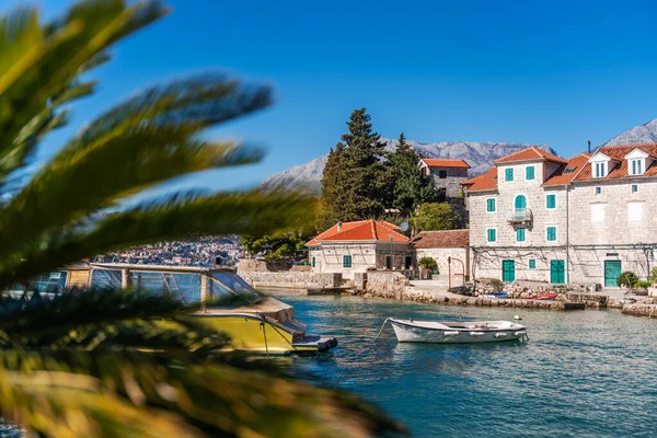 Piccola Città Vecchia Località Turistica Sulla Costa Adriatica Montenegro Una — Foto Stock