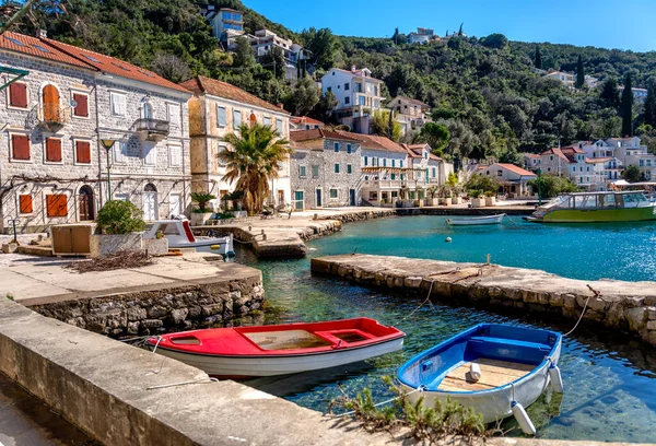 Kleine Altstadt Der Adriaküste Montenegro Ein Beliebtes Sommerurlaubsziel Europa — Stockfoto
