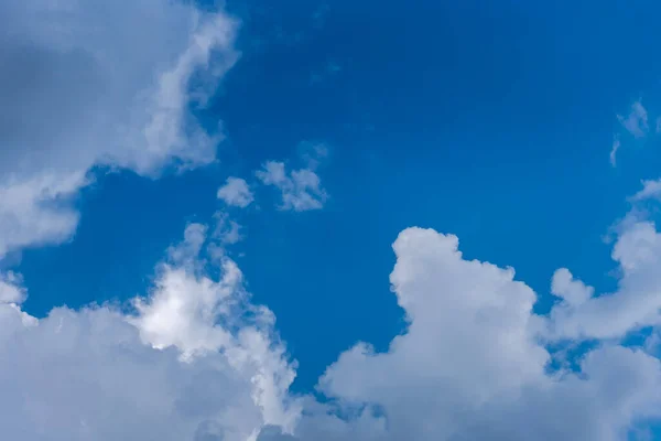 Cielo Azul Fondo Con Nubes Hermoso Paisaje Con Nubes — Foto de Stock