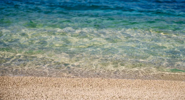 Meeresgrund Blaues Und Türkisfarbenes Wasser Einem Gefälle Auf Der Meeresoberfläche — Stockfoto