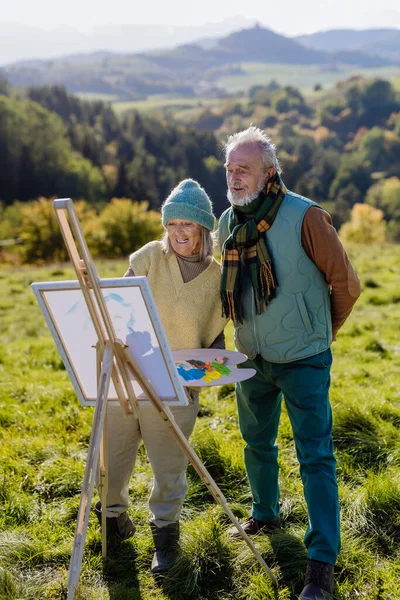 Senior Couple Painting Surrounded Autumn Nature — Stock Photo, Image