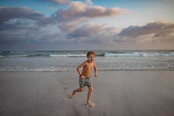Little Boy Swimsuit Running Out Sea Enjoying Summer Holiday — Stock Photo, Image