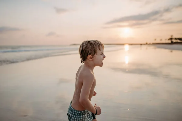 Little Boy Swimsuit Running Out Sea Enjoying Summer Holiday — Stock Photo, Image