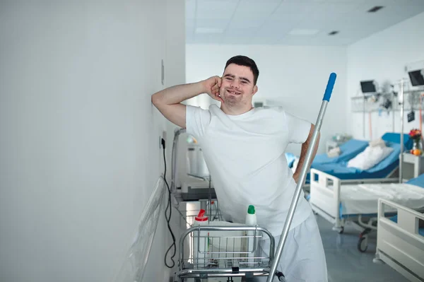 Young Man Syndrome Working Hospital Cleaner Concpet Integration People Disability — Fotografia de Stock