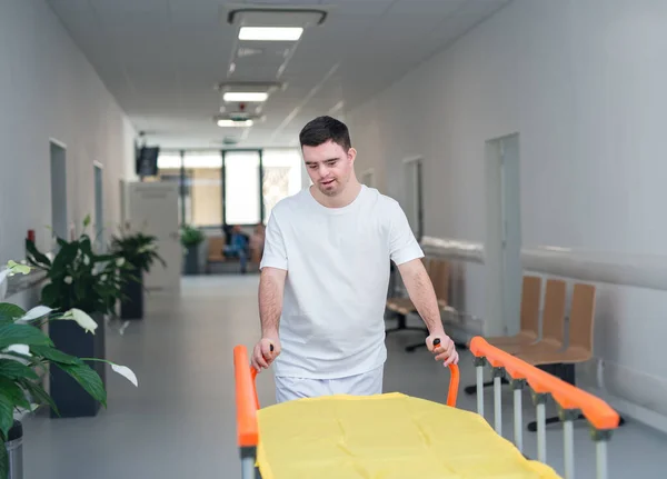 Young Man Syndome Working Hospital Caregiver Concpet Integration People Disability — Stok fotoğraf