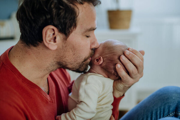 Close Father Kissing His Little New Born Baby — Stock Photo, Image