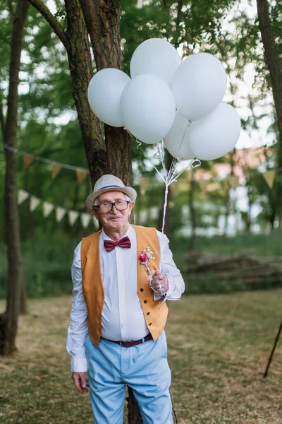 Portrait Senior Man Having Wedding Nature — Foto Stock