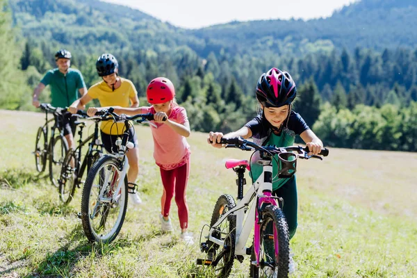 Young Family Little Children Bike Trip Together Nature — Stock fotografie