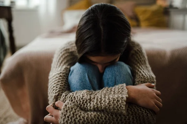 Teenage Girl Sitting Floor Head Knees Koncept Mental Health — Stock Photo, Image