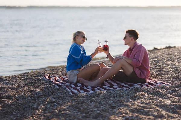 Happy Young Couple Dating Together Beach Sitting Blanket Having Toast — ストック写真