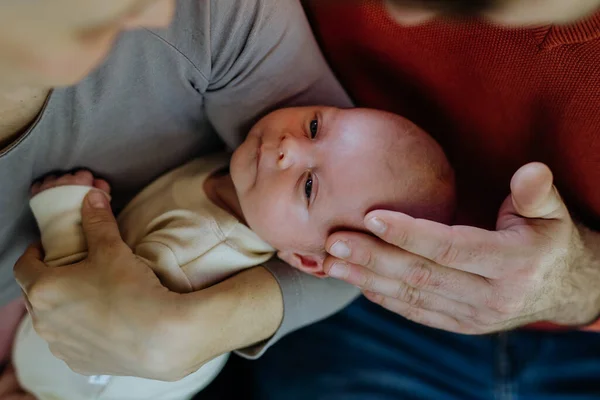 Close Parents Cuddling Newborn Son — Stok fotoğraf