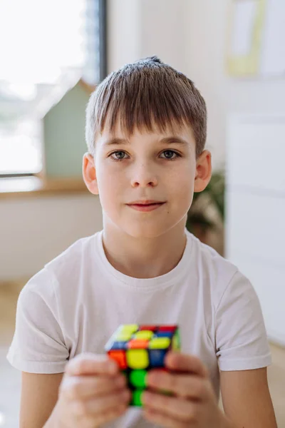 Little Boy Playing Cube Home — Stock Photo, Image